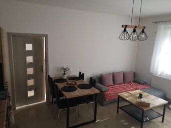 Na predaj krásny 2 izbový byt v Košeci s parkovacím miesto - 4