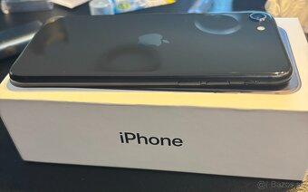 📱 Predám iPhone SE 2020 – 128 GB | Dobrý stav | 115 € - 4