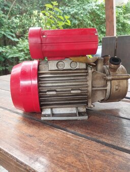 Predám čerpadlo Rover Pompe BE-M20 - 4