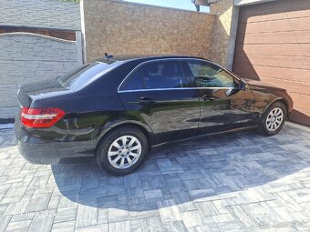 Mercedes-Benz E200 CDI - 4