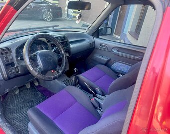 Toyota RAV4 ,2.0 benzín, 4x4 - 4