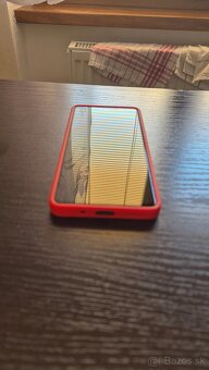 Samsung Galaxy S20 FE - 4