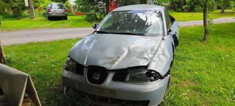 Seat Ibiza r.v:2003 - 4