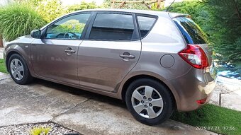 KIA CEED 1,4 i 66kw - 4