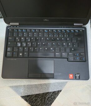 DELL Latitude E7240 - i5 / 4GB RAM / 128 GB SSD / - 4