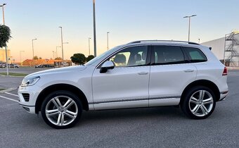 VW Touareg 3.0 TDI V6 221 kW R-Line – vzduch, Webasto, pano - 4