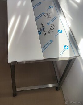 Gastro nerezový stôl, kuchynské pracovné stoly, mäsiarské - 4