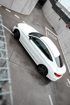 Mercedes C trieda Kupé 220 d 4MATIC A/T - 4