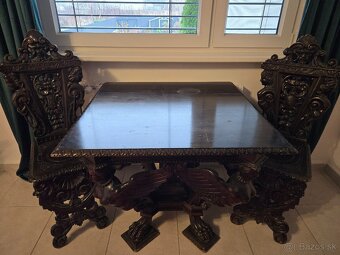 Monumentálna historická jedálenská zostava - 4