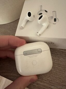 Original Apple Airpods 3 (2021) Sluchadka - 4