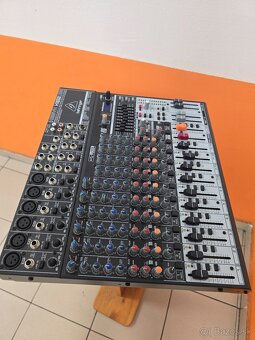 Mixer behringer x1832 USB - 4