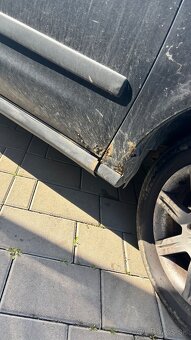 Vw Sharan 1.9tdi 85kw 7 miestny - 4