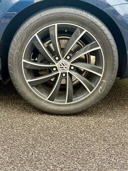235/45 R17 - 4