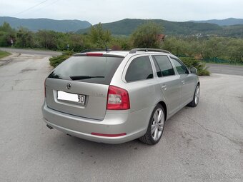 Škoda Octavia Combi RS 2.0 TDI DSG F1 - 4