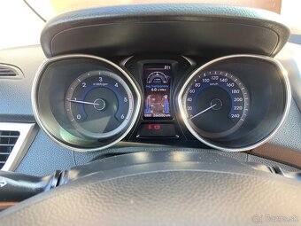 Hyundai I30 CW Kombi 1.6 CRDi 94kW - 4