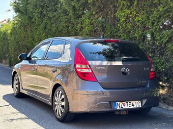 Hyundai i30 1.6 crdi 2011 - 4