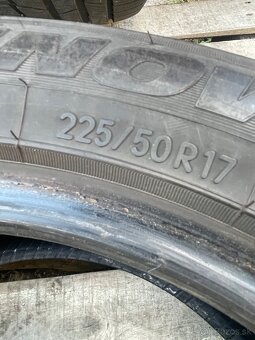 Toyo 225/50 R17 zimné - 4