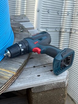 AKU skrutkovač s príklepom Bosch - 4