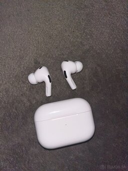 Apple AirPods Pro 2 - 4