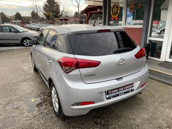 Hyundai i20 1.2i 16V Comfort - 4