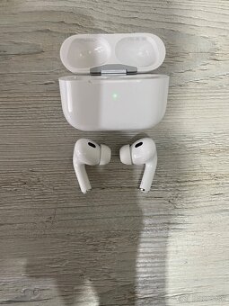 Predám AirPods Pro 2 - 4