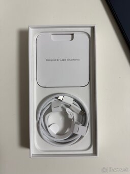 iPhone 15 Pro Max 256 GB Modrý titán - 4