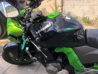 Kawasaki Z750 - 4