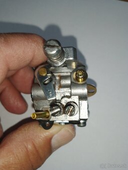 Walbro-original z Partner 351XT - 4