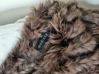 Prehoz, pončo z kožušiny - 4