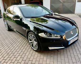 Jaguar XF 2.2D - 4