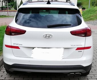 Hyundai Tucson 1.6 T-GDi Premium A/T 4x4, panoráma okno - 4