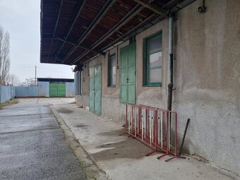 Dlhodobý prenájom podnikateľských priestorov v Lučenci - 4