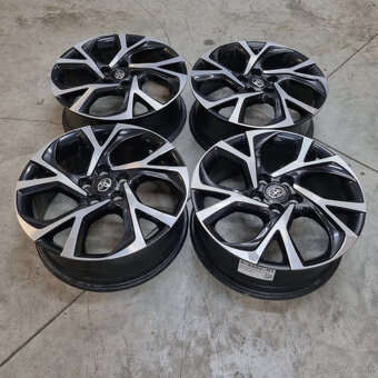 Hliníkové Toyota disky 5x114,3 R18 7J ET50 - 4
