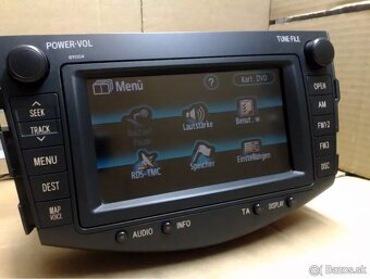 Autorádio s navigáciou Toyota RAV4 - B9004 super stav - TOP - 4