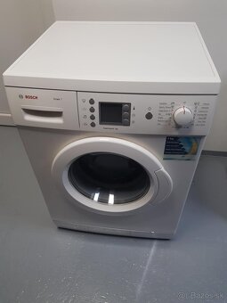 Z predu plnená práčka BOSCH - 4