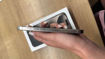 iPhone 15pro 128GB - 4