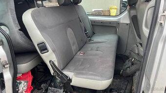 Opel Vivaro 2.0dci M9R E7 - 4