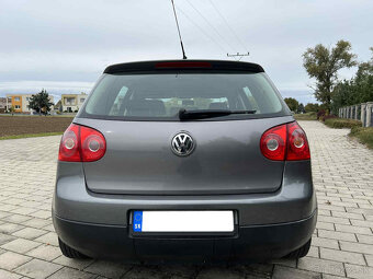Volksvagen Golf 5 - 4