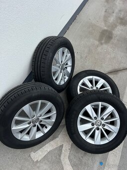 5x112 195/65 R15 - 4