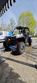 Polaris RZR 900XP 4x4 - 4