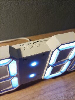 LED hodiny s alarmom - 4
