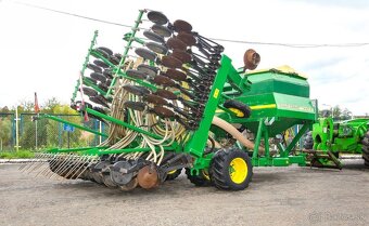 No-Till JOHN DEERE 740A - 4