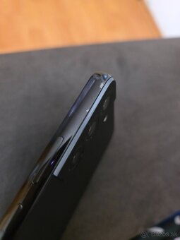 Samsung Galaxy s22+ - 4
