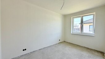 GEČA - DOM ZA CENU BYTU - KVALITNÁ NOVOSTAVBA 4 IZBOVÉHO RD, - 4