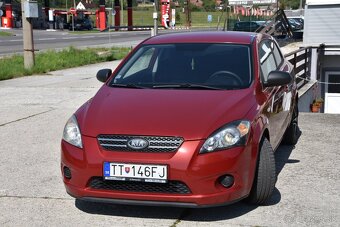 Kia Ceed - 4
