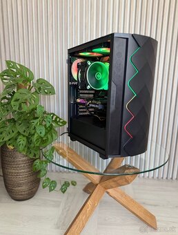 Ryzen 7 7700X,RTX 4060, DDR5 32GB - 4