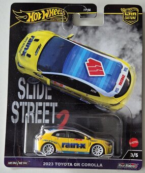 Hot Wheels premium - 4