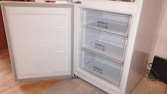 Samsung RB29FSRNDWW True no frost - samoodmrazovacia - 4