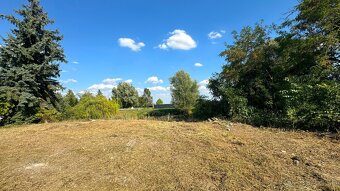 Na predaj stavebný pozemok pri jazierku v Hornej Seči - 4