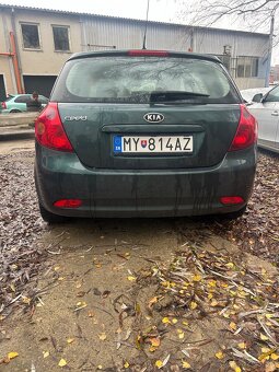 Kia Ceed - 4